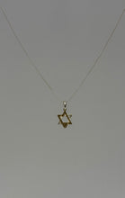 Load image into Gallery viewer, Star of David necklace
