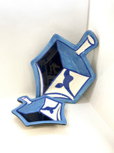 Load image into Gallery viewer, Dreidel Latke Dish Set
