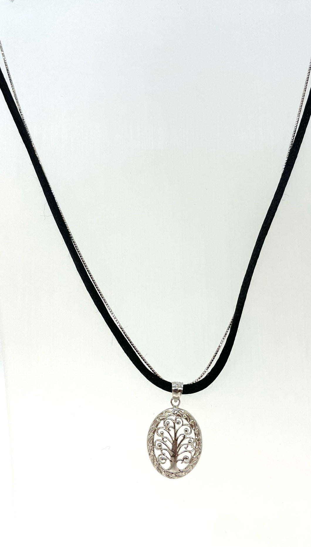 House of Raasche Necklace - Tree of Life